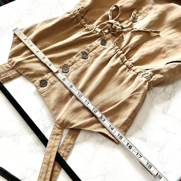 Alice + Olivia Tiana Tan Button-Front Patch-Pocket Jumpsuit Women’s Size 2 - Picture 14 of 14